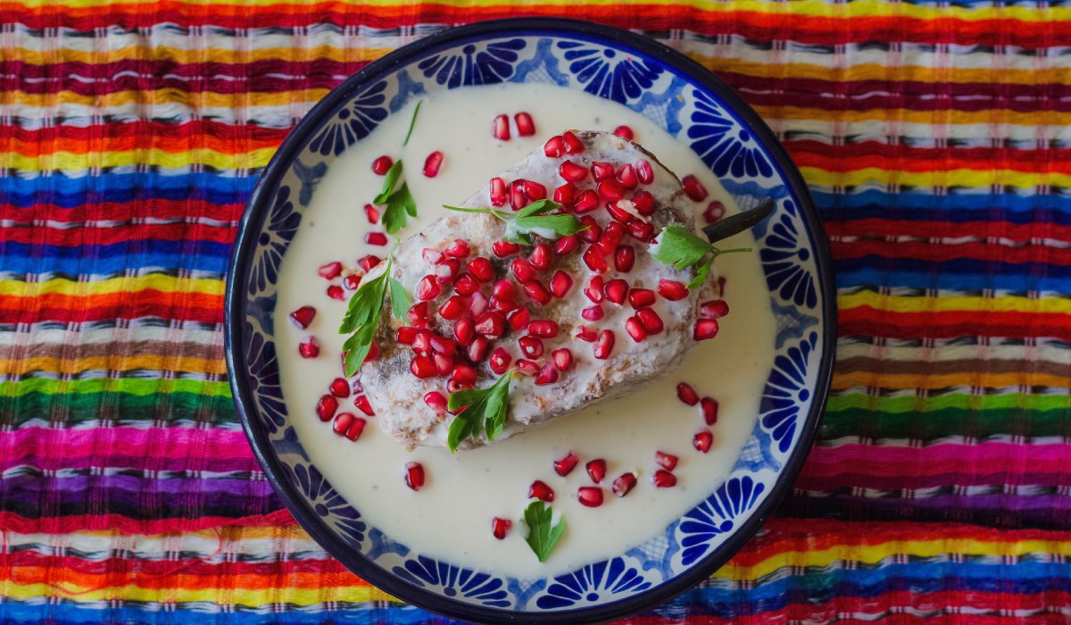 Chiles en nogada