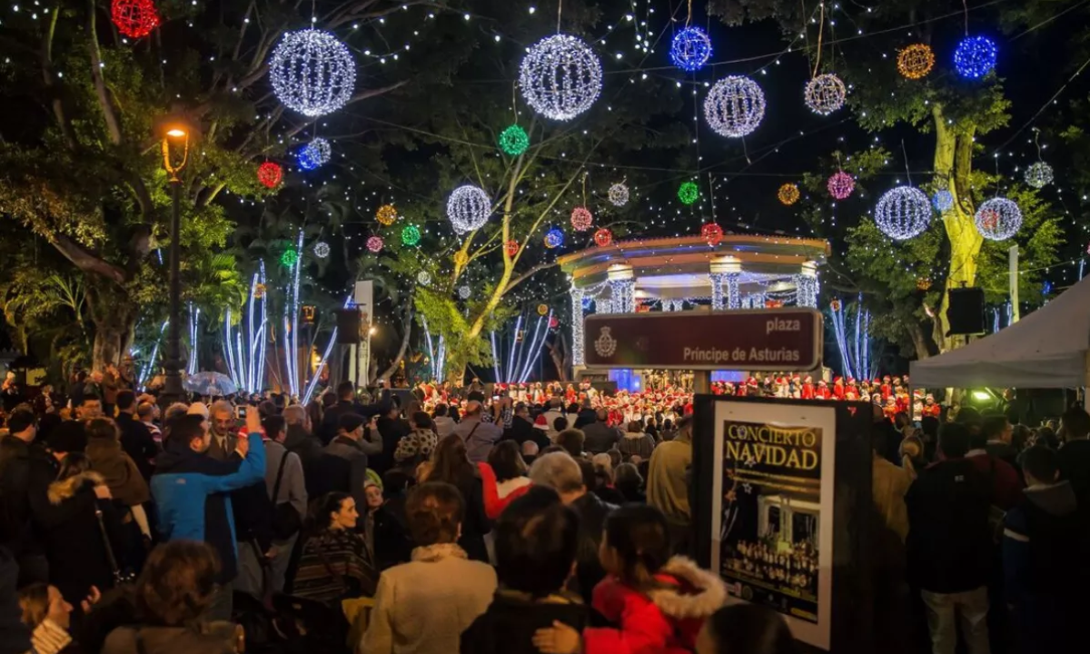 Christmas lights in Santa Cruz de Tenerife