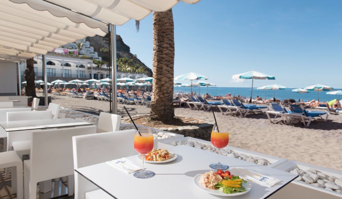 Mogán Princess Beach Club in Gran Canaria Mogán Princess Beach Club in Gran Canaria