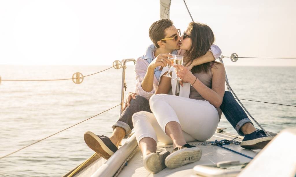 Couples' sailboat trip in the south of Tenerife Couples' sailboat trip in the south of Tenerife