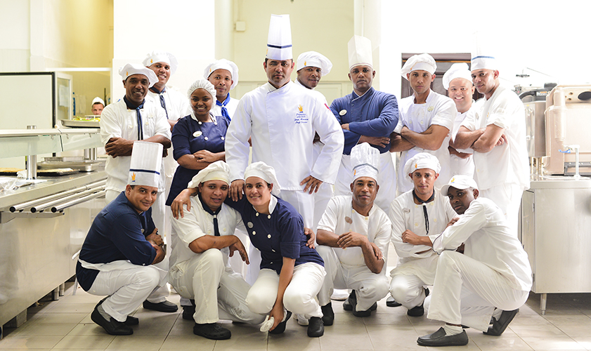 El chef Eliseo Alcántara nos presenta la comida dominicana del hotel Punta Cana Princess