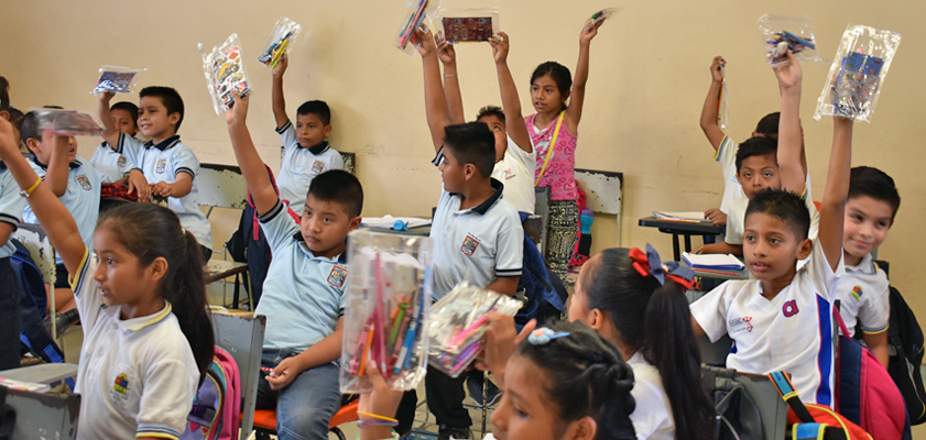 niños alegres el pedregal