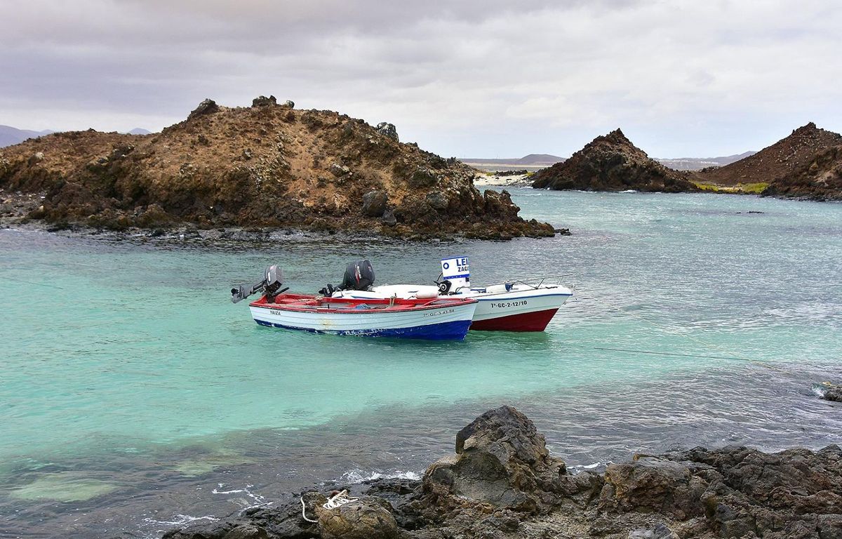 Two boats in Lobos Island