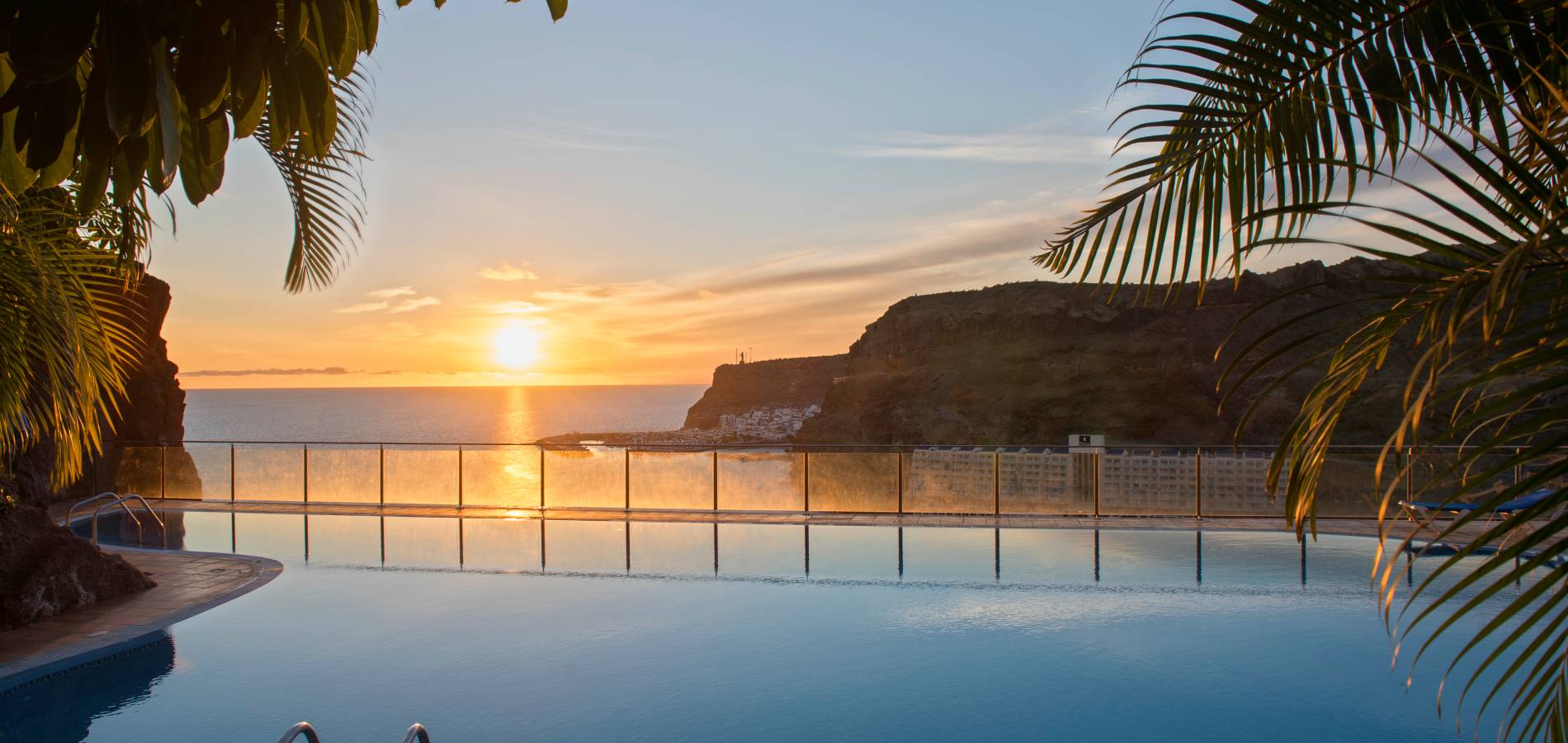 Mogan-Princess-Piscina-Panoramica-atardecer Mogan-Princess-Piscina-Panoramica-atardecer