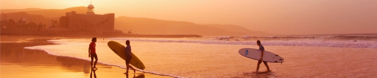 Surfen am Strand Las Canteras, Gran Canaria