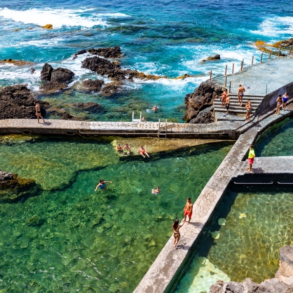 Schwimmbecken von La Fajana auf La Palma