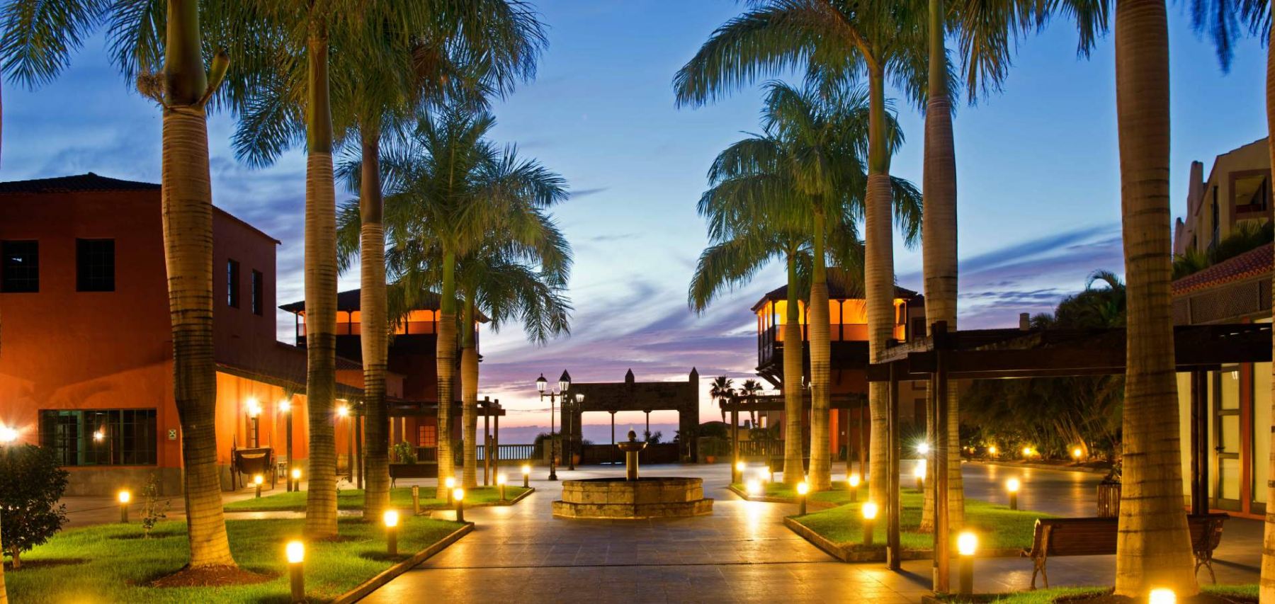 Dolphin Plaza at La Palma Princess Hotel