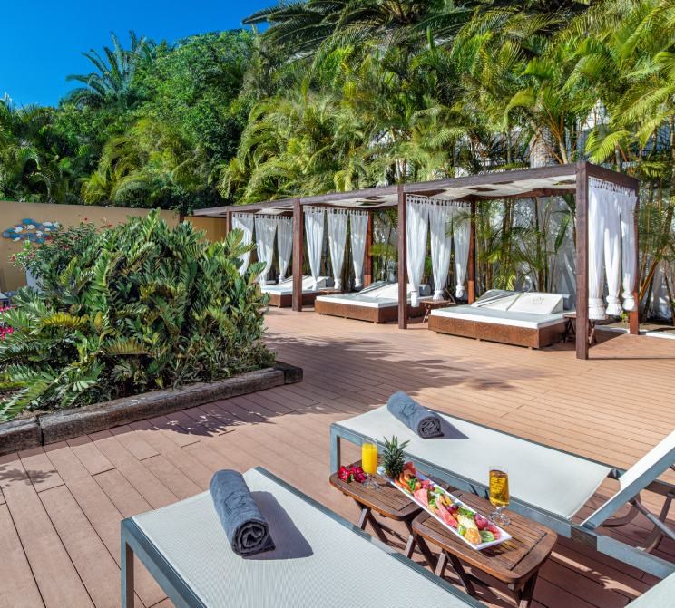 Camas balinesas del hotel Gran Canaria Princess