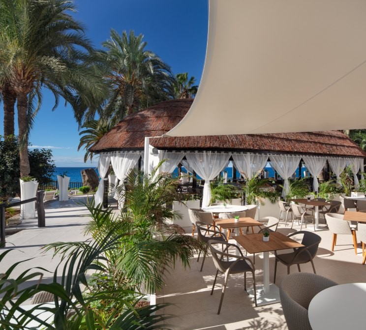 Corner Bar del restaurante The One en hotel Princess Taurito