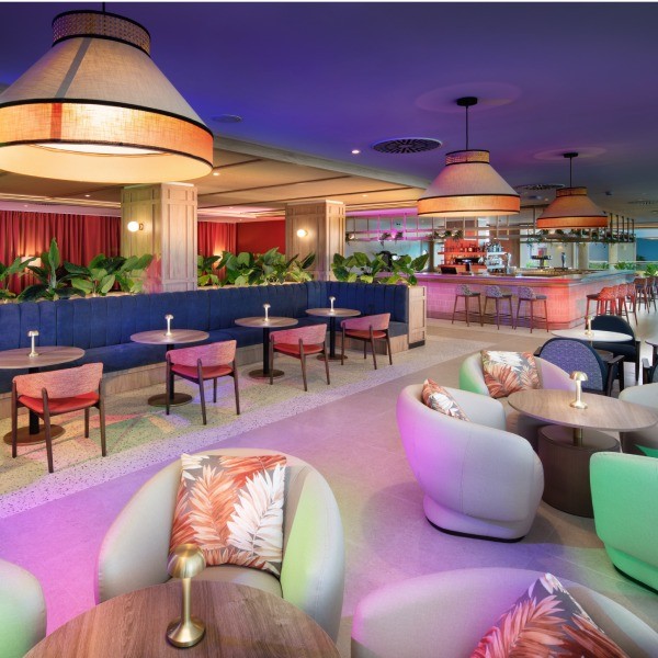 1989 Night Bar in Hotel Princess Taurito