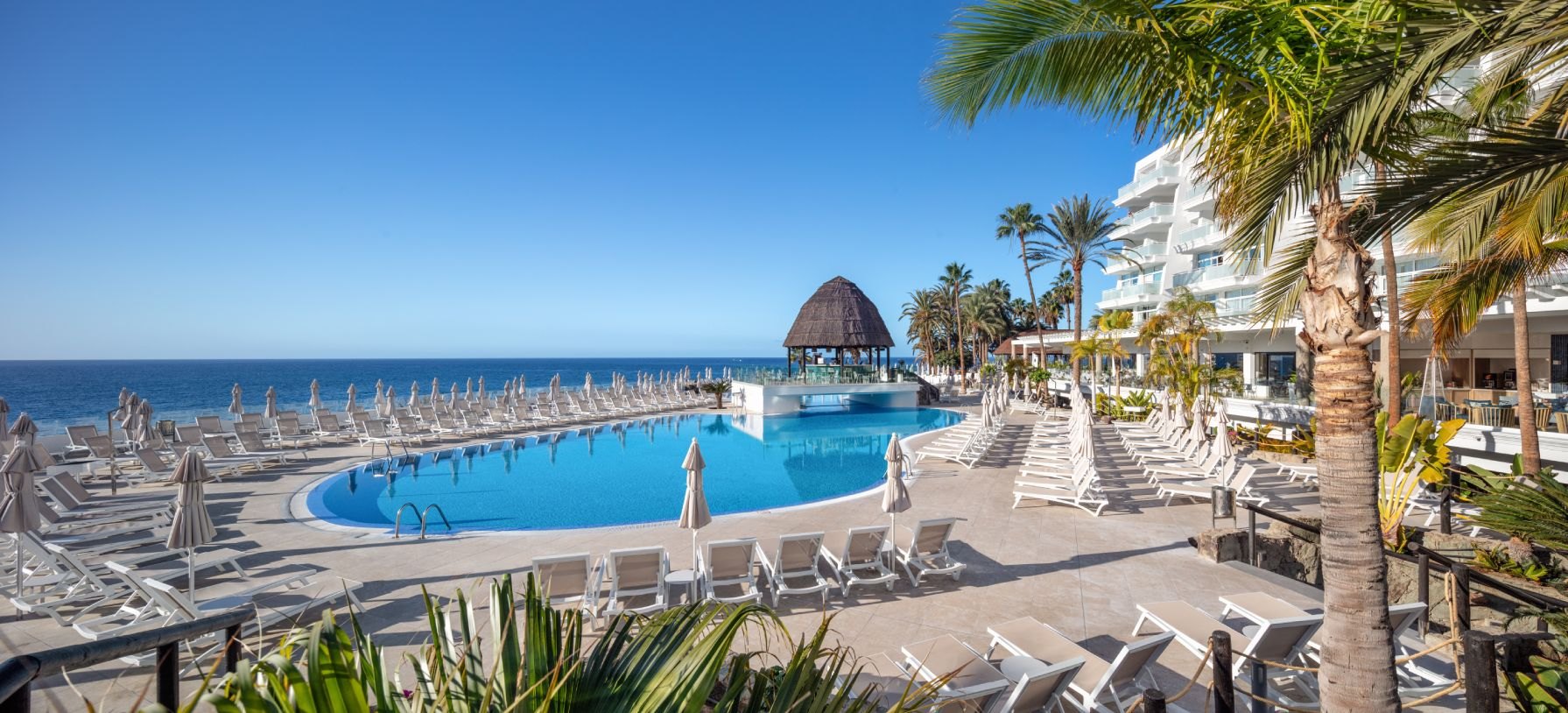 n-hotel-princess-taurito-piscina-grande