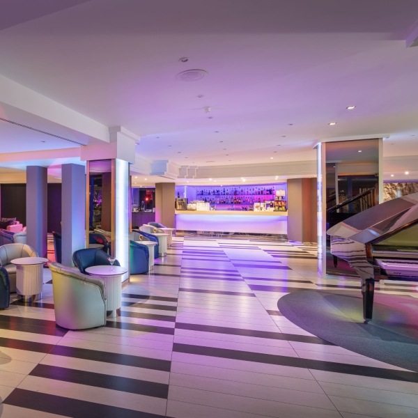 The Bar en Hotel TUI BLUE Suite Princess